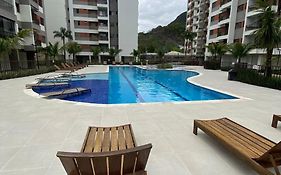 Ap 02 quartos com piscina e varanda gourmet